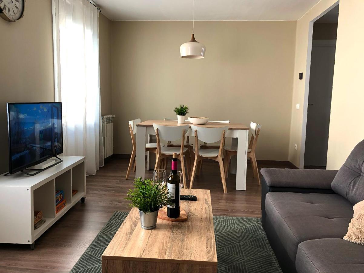 Apartamento Acogedor Y Familiar - Wifi+Chromecast Puigcerdà Eksteriør bilde